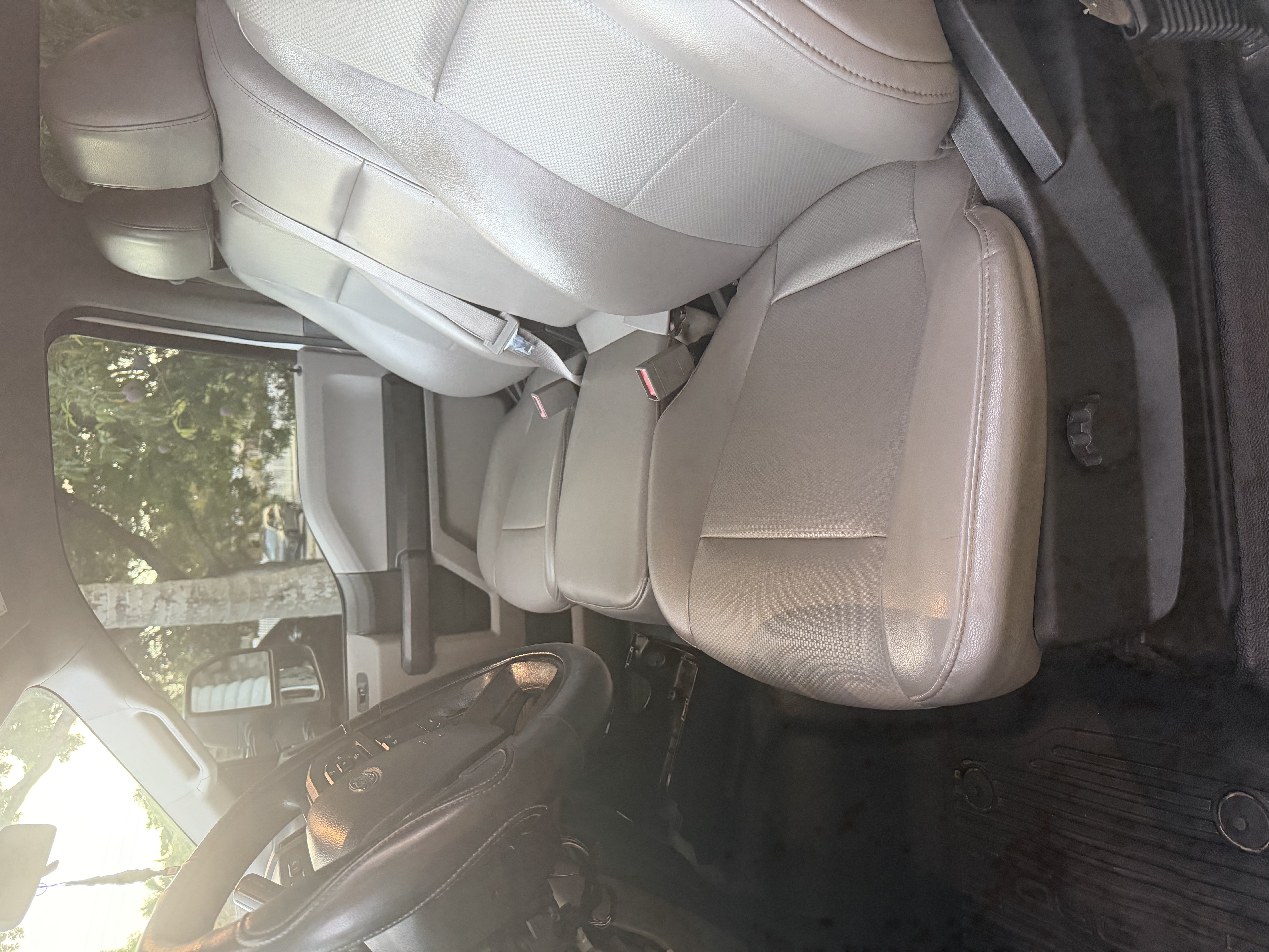 Used 2018 Ford F250 XL w/ Power Equipment Group AWD/4WD image 6