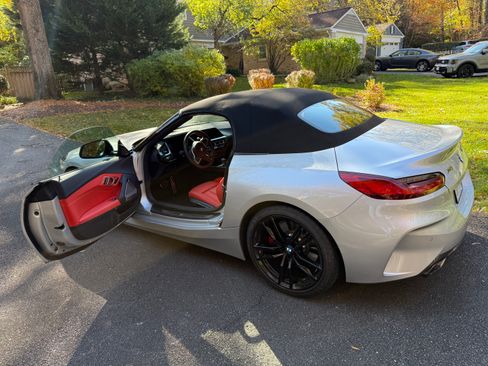 Used 2021 BMW Z4 M40i w/ Shadowloine Package image 5
