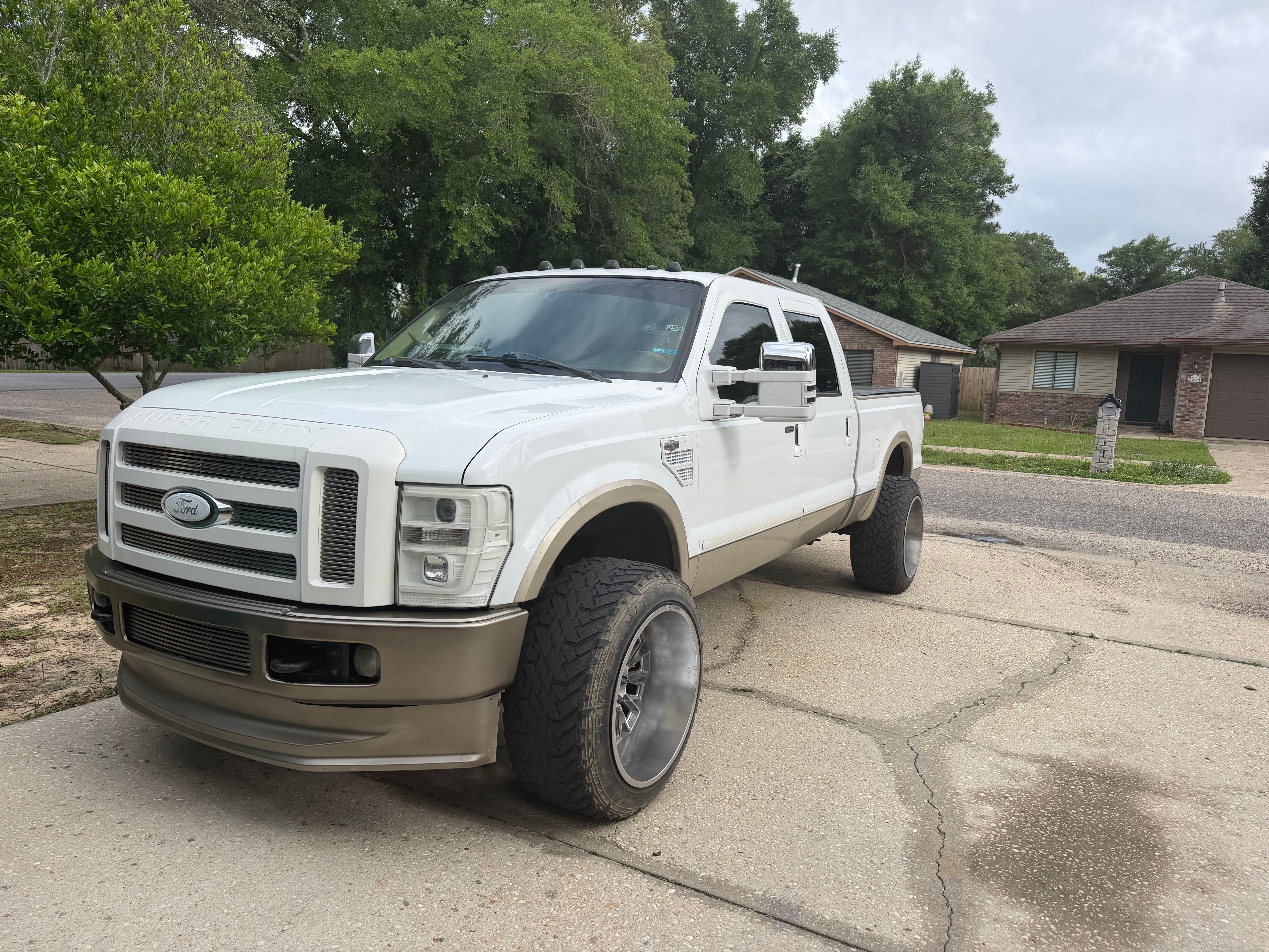 Used 2008 Ford F350 King Ranch AWD/4WD image 10