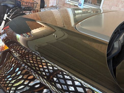 Used 2017 Land Rover Discovery Sport HSE Luxury image 16