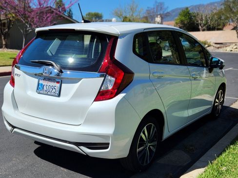 Used 2019 Honda Fit EX image 2