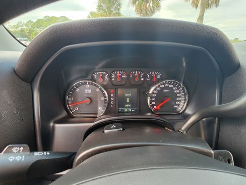 Used 2017 Chevrolet Silverado 1500 W/T image 4