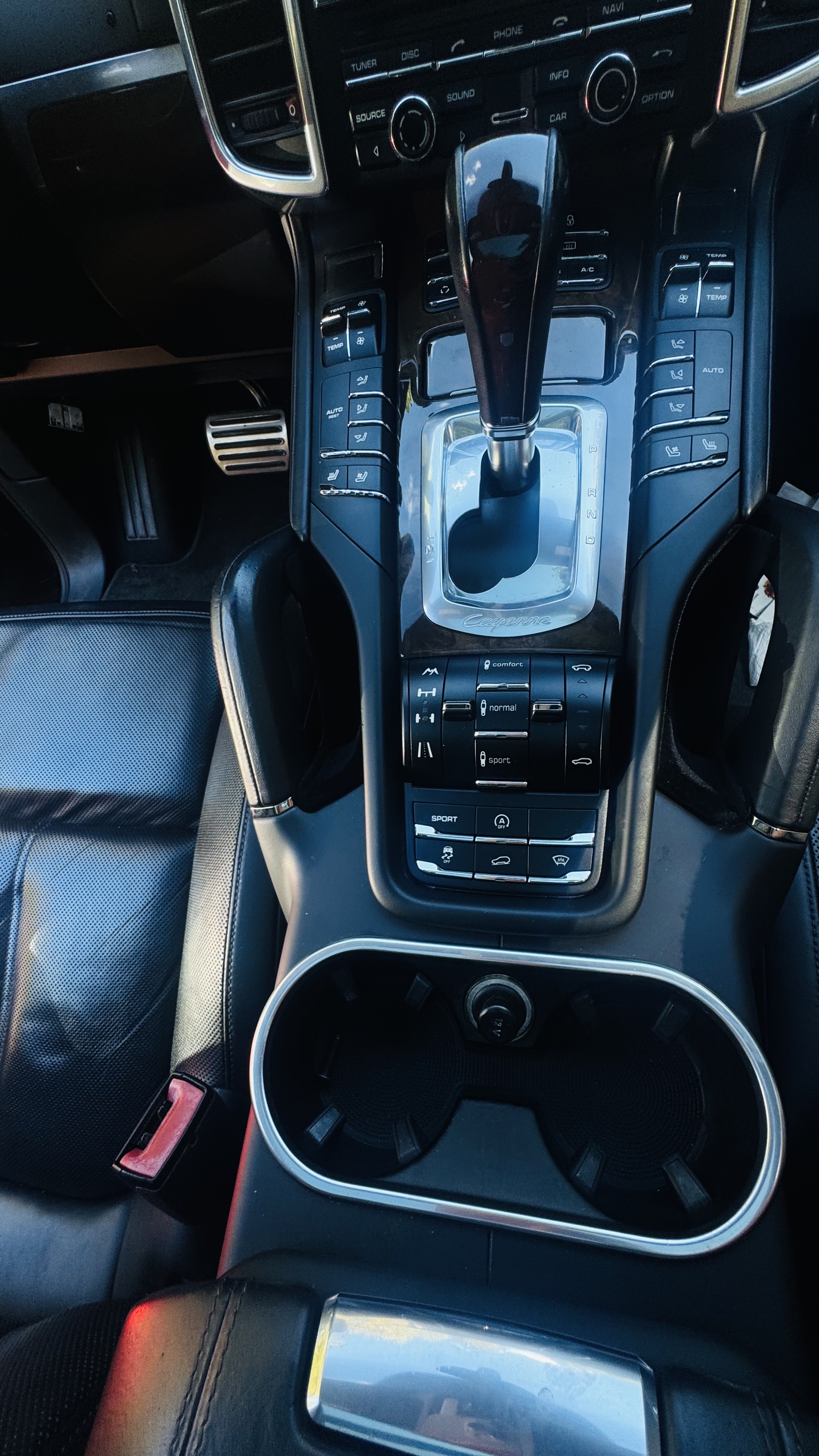 Used 2012 Porsche Cayenne S w/ Premium Pkg Plus AWD/4WD image 17