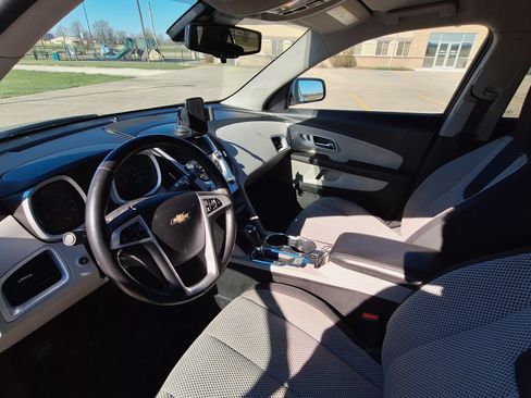 Used 2016 Chevrolet Equinox LT w/ Convenience Package image 9