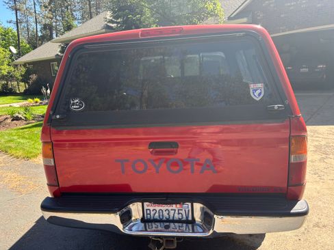 Used 1995 Toyota Tacoma 4x4 Regular Cab image 7
