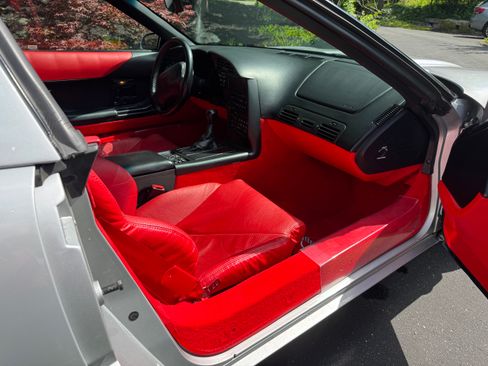 Used 1996 Chevrolet Corvette Convertible image 10