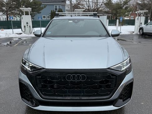 Used 2024 Audi Q8 Premium Plus w/ Premium Plus Package image 9