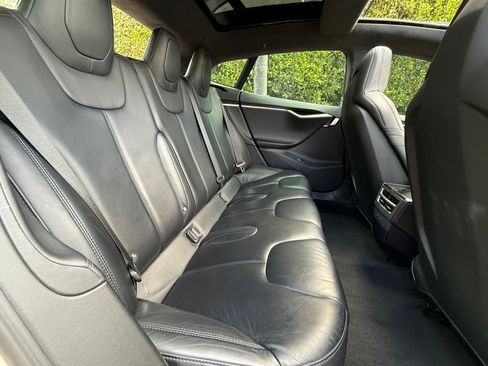 Used 2016 Tesla Model S 75D image 24