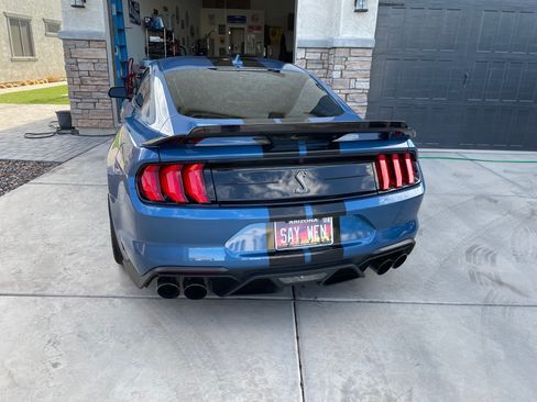 Used 2021 Ford Mustang Shelby GT500 w/ Technology Package image 5