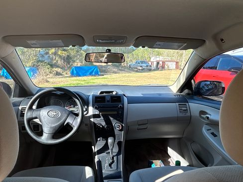 Used 2013 Toyota Corolla L image 8