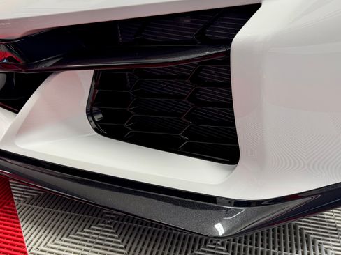 Used 2024 Chevrolet Corvette Z06 image 17