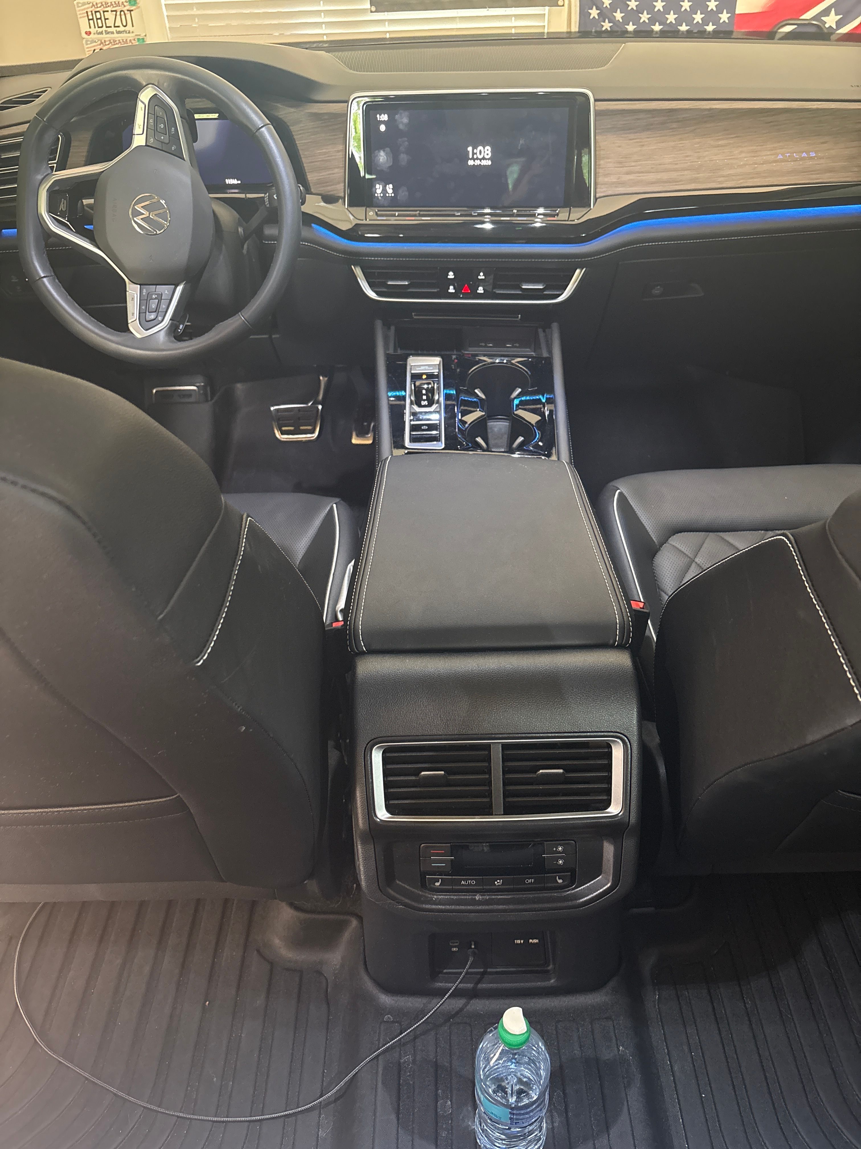 Used 2025 Volkswagen Atlas SEL Premium R-Line AWD/4WD image 9