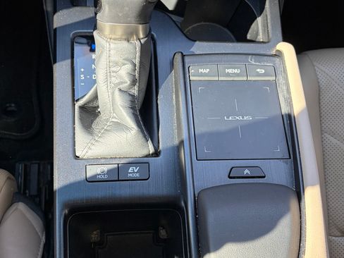 Used 2021 Lexus ES 300h Ultra Luxury w/ Accessory Package 2 image 13