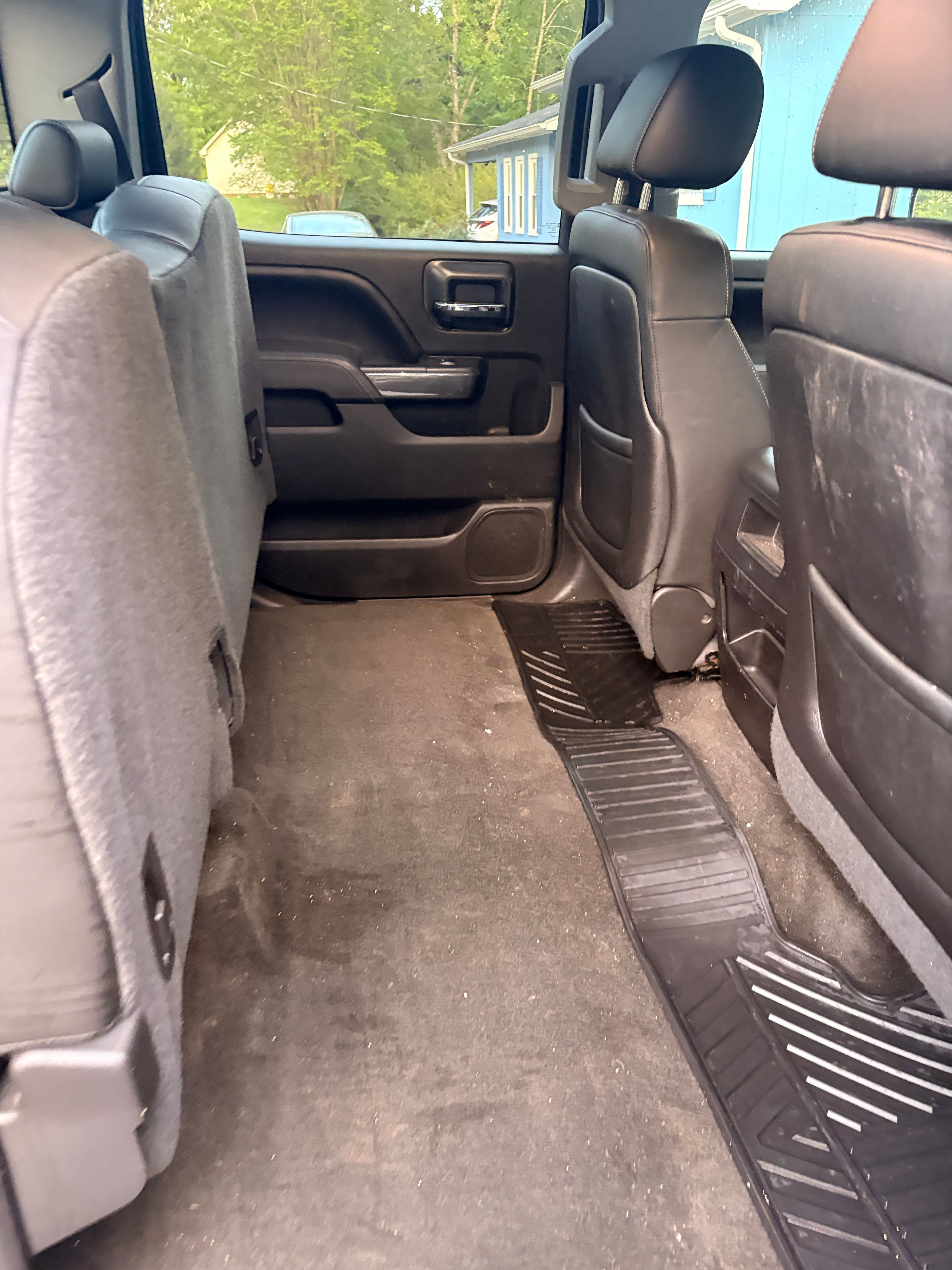 Used 2015 GMC Sierra 1500 SLE w/ All-Terrain Package AWD/4WD image 6