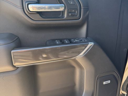 Used 2020 GMC Sierra 1500 AT4 w/ AT4 Premium Package AWD/4WD image 9