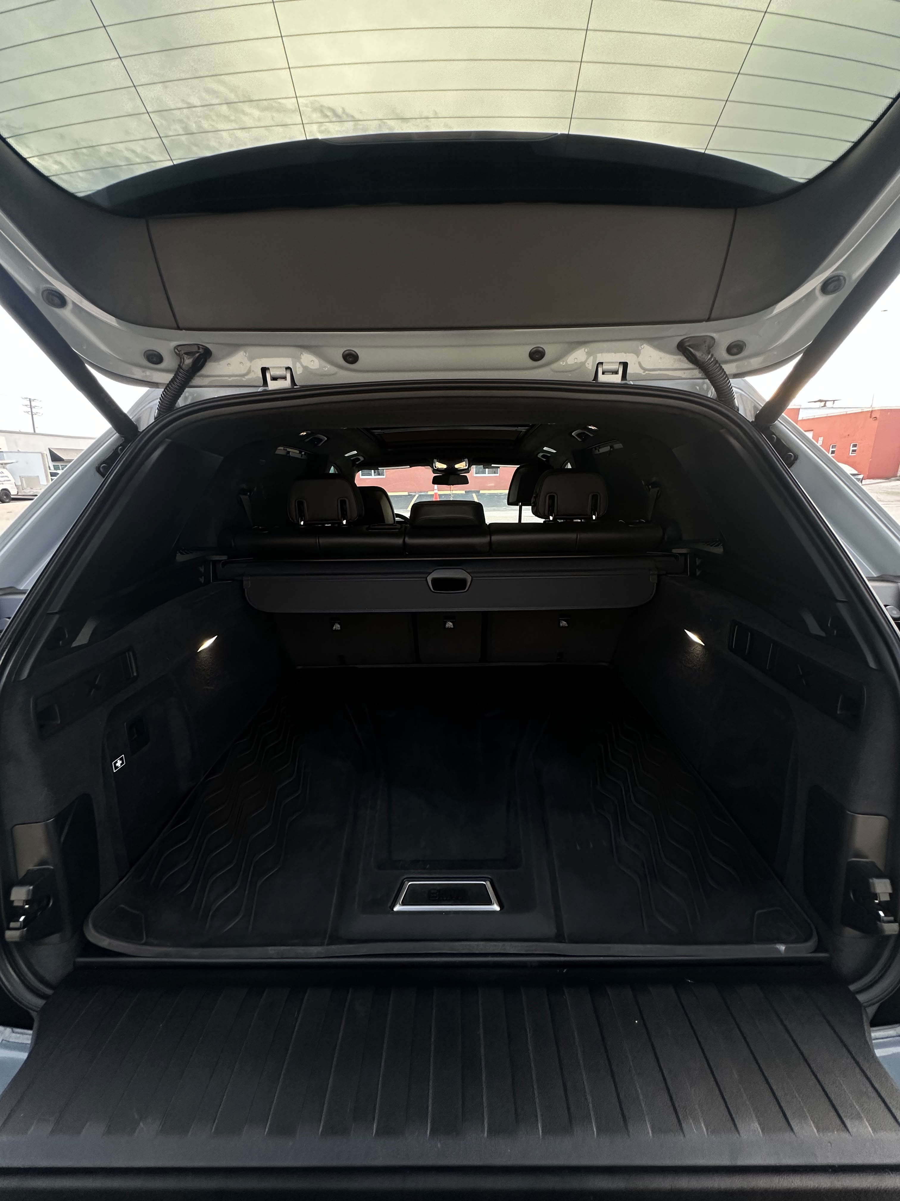 Used 2024 BMW X5 M60i AWD/4WD image 23
