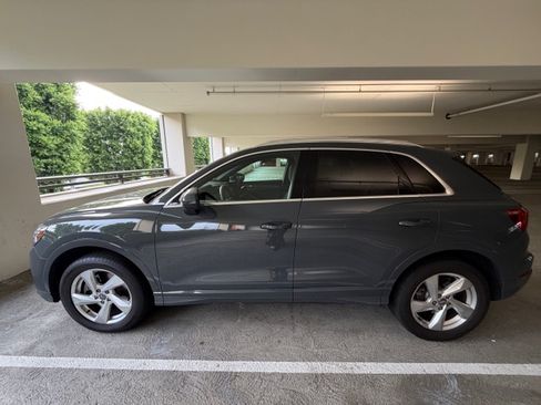 Used 2020 Audi Q3 2.0T Premium Plus w/ Premium Plus Package image 4