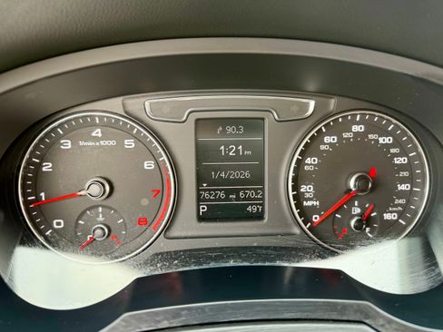 Used 2018 Audi Q3 2.0T Premium w/ Convenience Package image 6