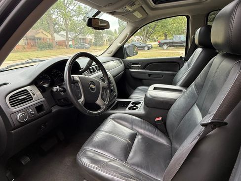 Used 2011 Chevrolet Tahoe LT image 6