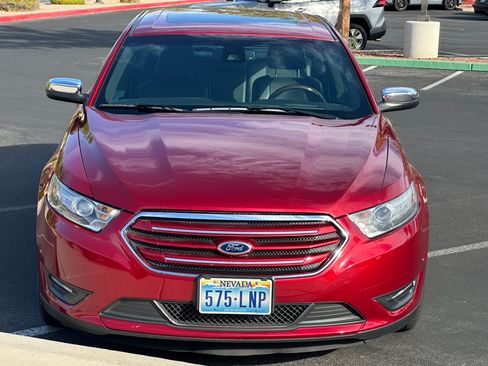 Used 2014 Ford Taurus Limited w/ Equipment Group 301A FWD image 6