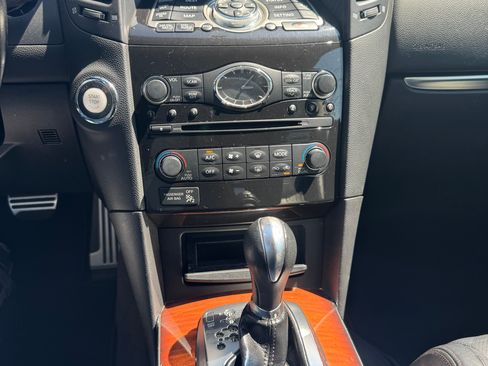 Used 2014 INFINITI QX70 3.7 w/ Premium Package image 14