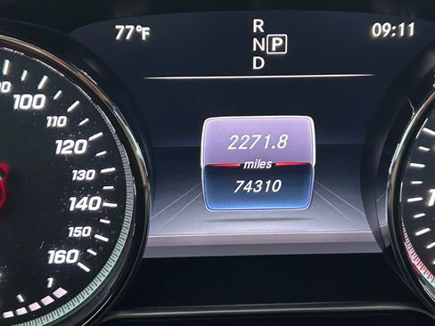 Used 2019 Mercedes-Benz E 300 image 5