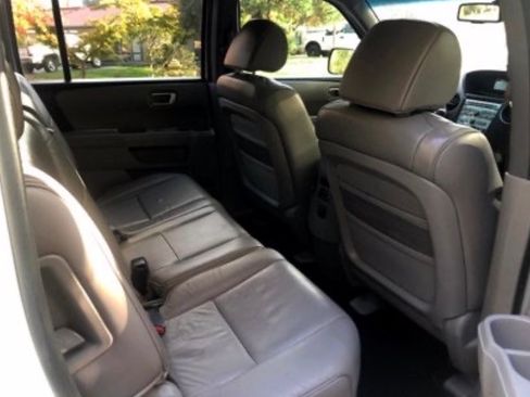 Used 2011 Honda Pilot EX-L image 8