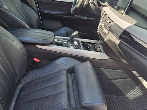 Used 2018 BMW X5 sDrive35i image 10