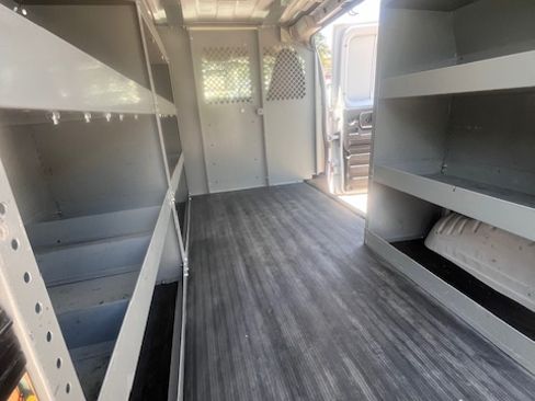 Used 2022 Chevrolet Express 2500 RWD image 21
