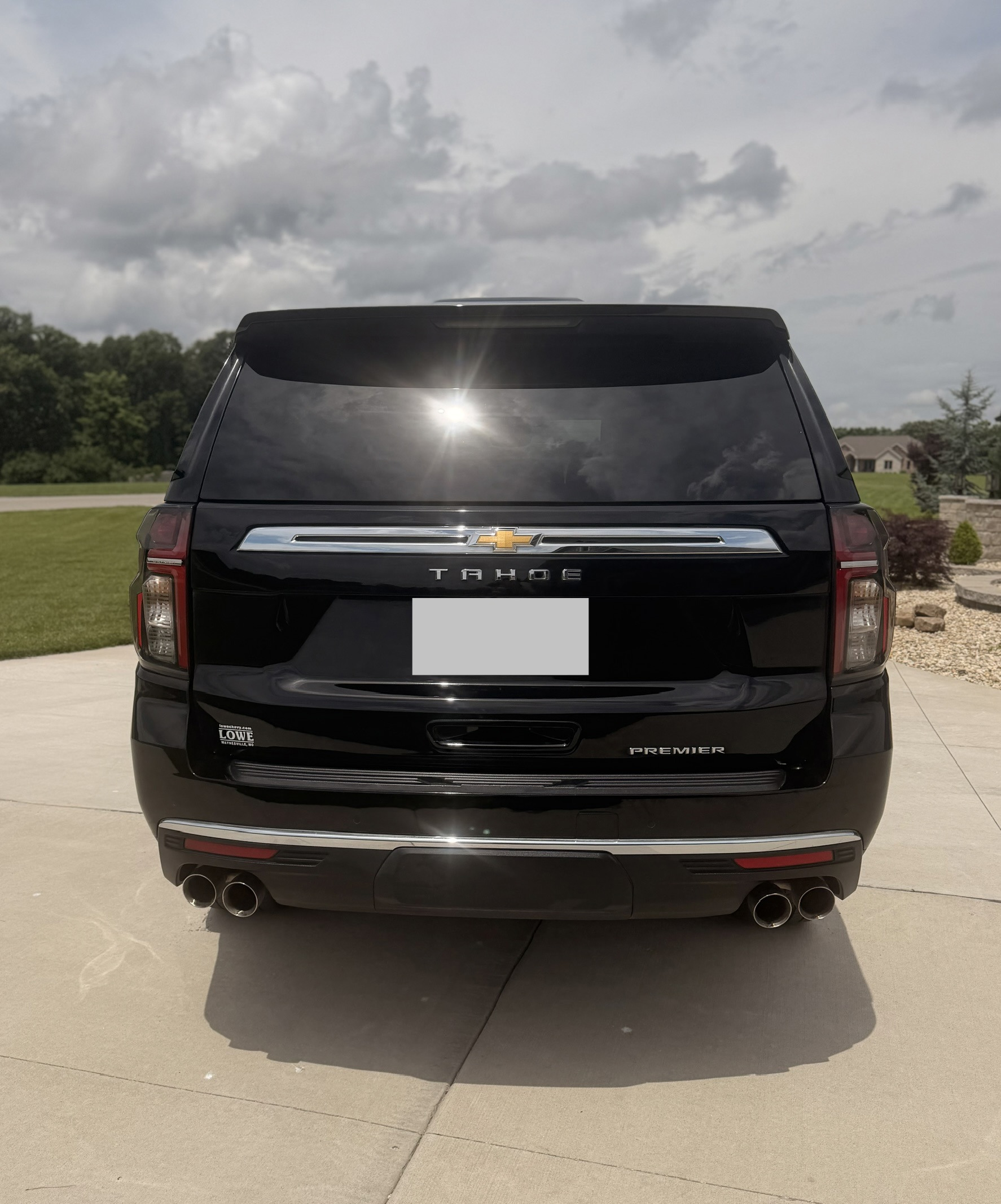 Used 2023 Chevrolet Tahoe Premier AWD/4WD image 10