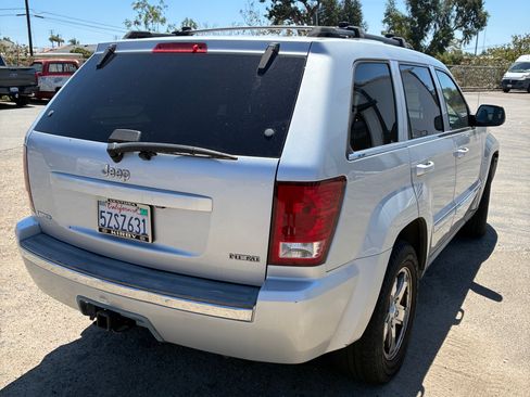 Used 2007 Jeep Grand Cherokee Limited w/ Trailer Tow Group IV RWD image 19