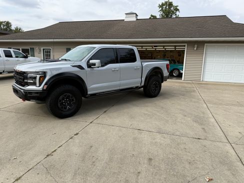 Used 2025 Ford F150 Raptor w/ Equipment Group 803A Raptor R image 6