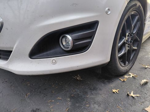 Used 2017 Ford C-MAX Energi Titanium w/ Equipment Group 501A image 6