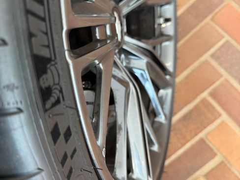 Used 2019 Chevrolet Camaro ZL1 image 29