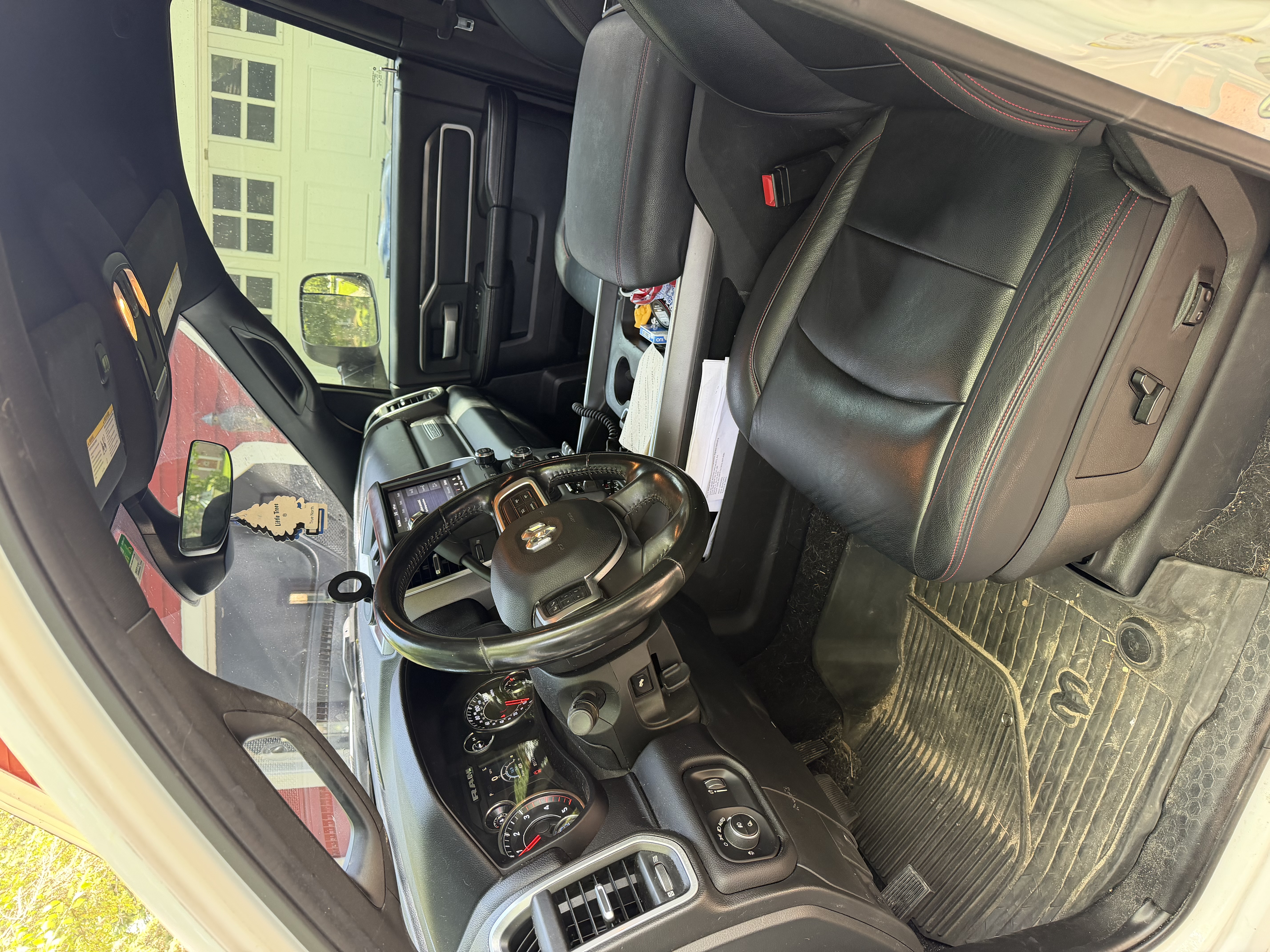 Used 2021 RAM 3500 Big Horn w/ Night Edition AWD/4WD image 14