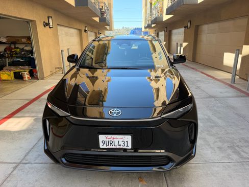Used 2025 Toyota bZ4X FWD w/ Weather Package image 5