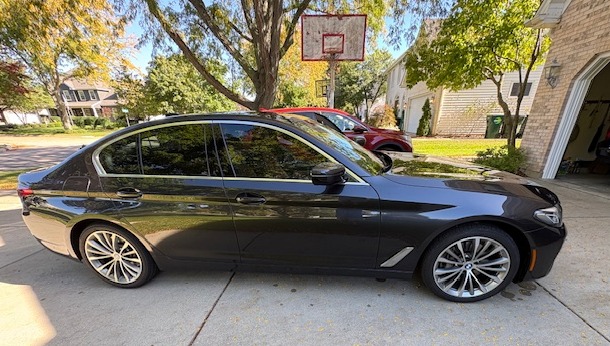 Used 2021 BMW 540i xDrive w/ Premium Package AWD/4WD image 1