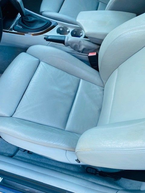 Used 2010 BMW 128i Convertible RWD image 21