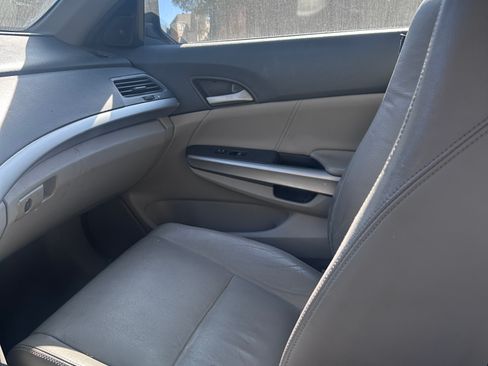 Used 2010 Honda Accord EX-L image 6