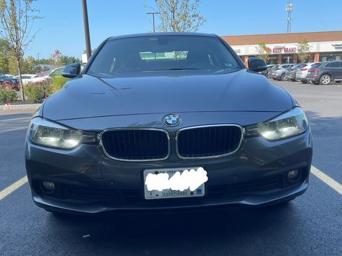 Used 2016 BMW 320i xDrive Sedan image 4