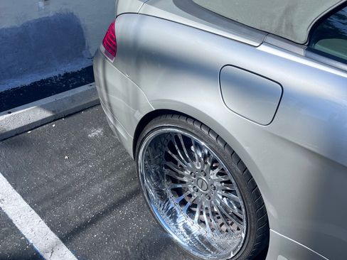 Used 2004 BMW 645Ci Convertible image 4