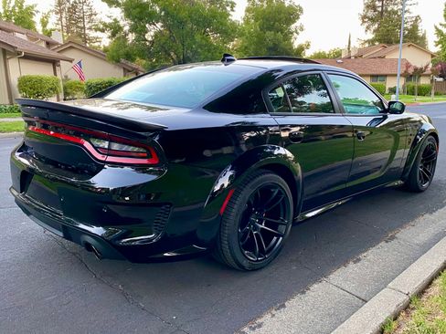 Used 2022 Dodge Charger SRT Hellcat image 5