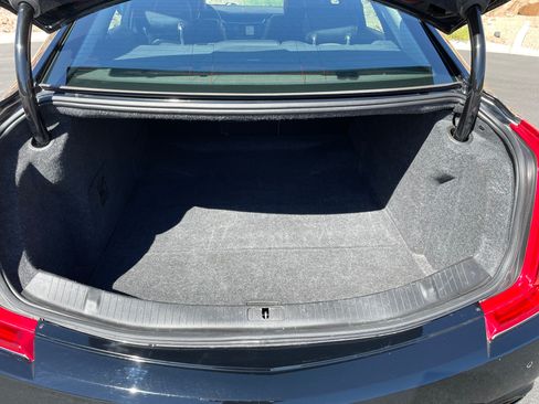 Used 2019 Cadillac XTS Luxury FWD image 14