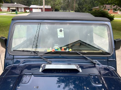 Used 2002 Jeep Wrangler X AWD/4WD image 4