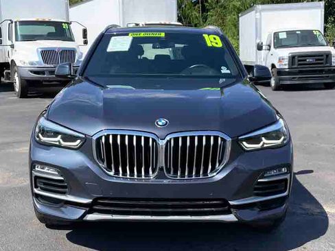 Used 2019 BMW X5 xDrive40i w/ Luxury Seating Package image 2
