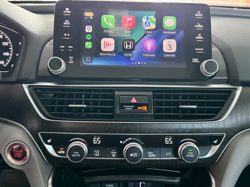 Used 2018 Honda Accord EX-L image 10