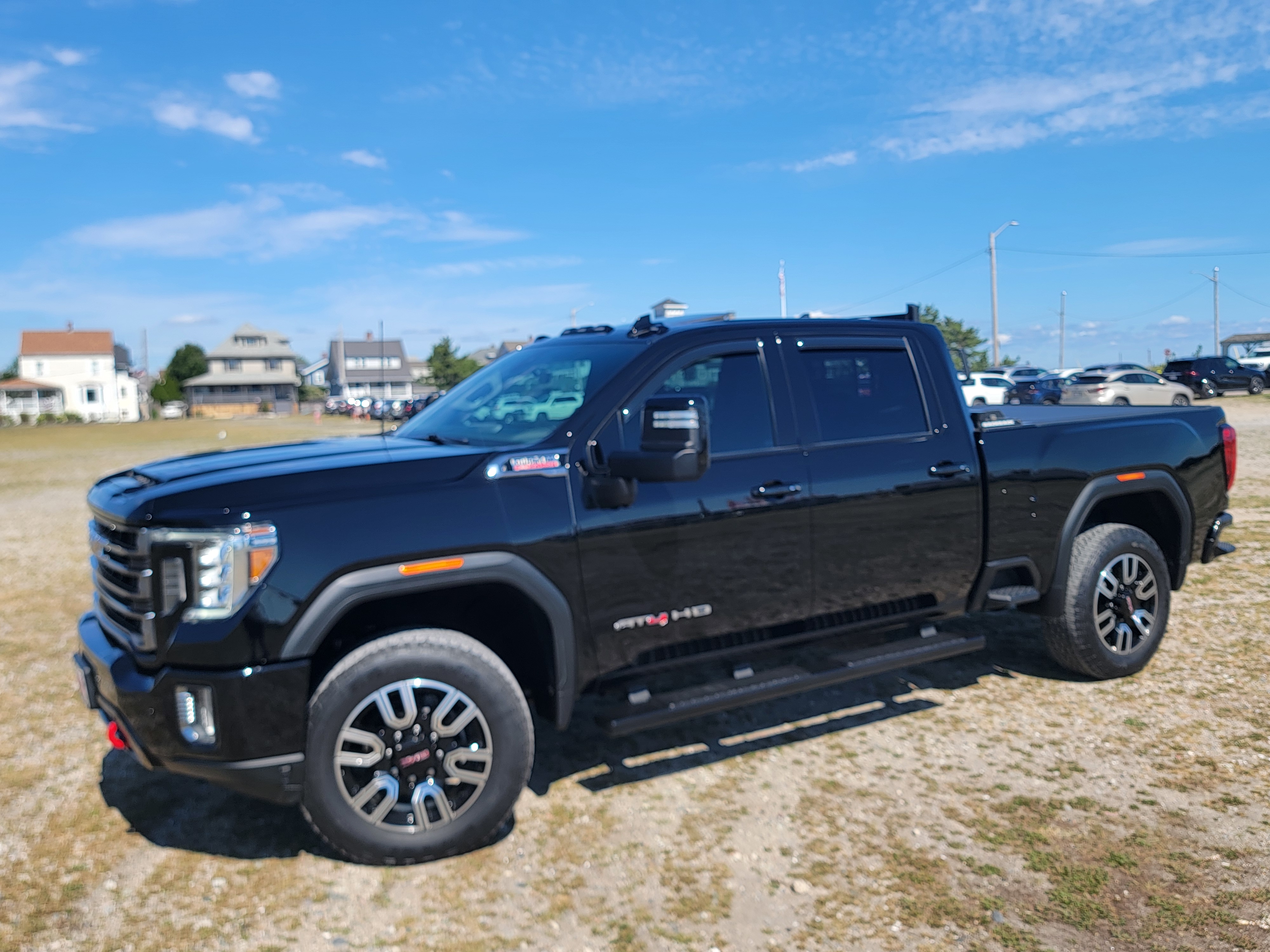 Used 2021 GMC Sierra 2500 AT4 w/ AT4 Preferred Package AWD/4WD image 6