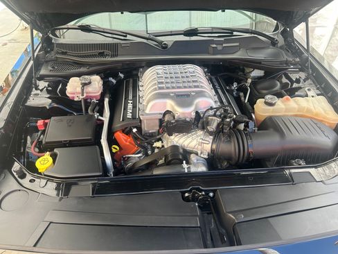 Used 2016 Dodge Challenger SRT Hellcat image 5