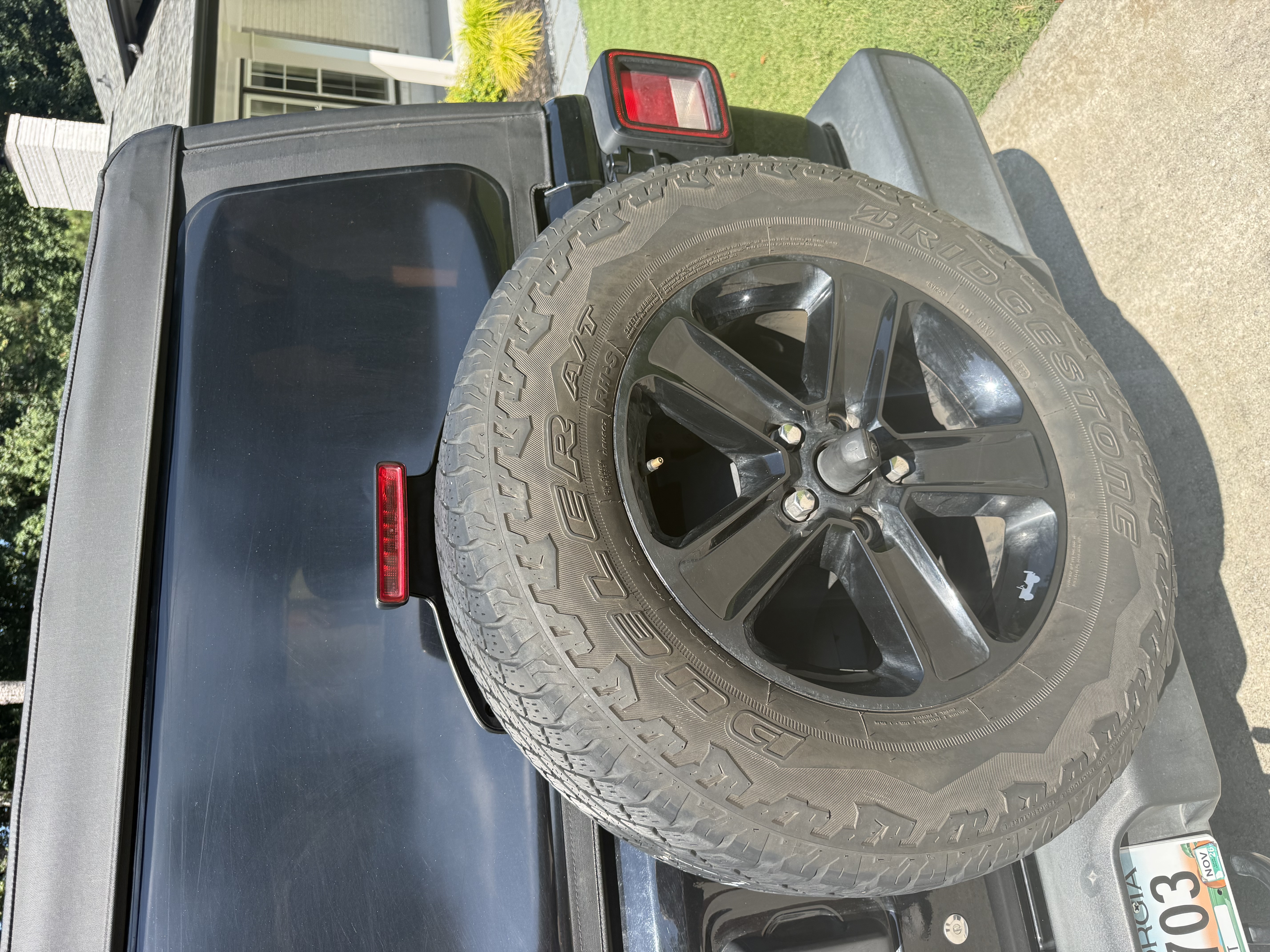 Used 2020 Jeep Wrangler Sport AWD/4WD image 5