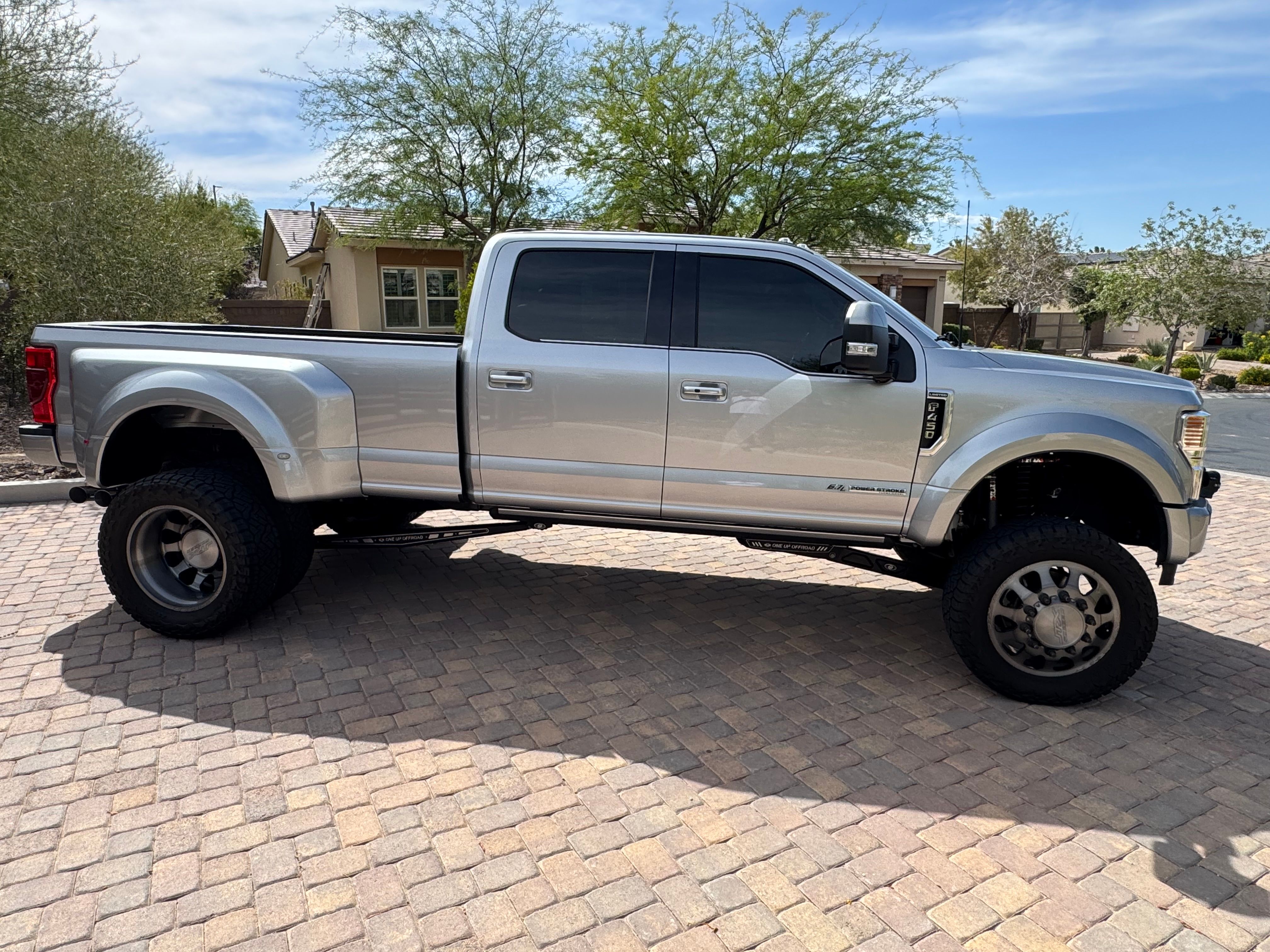 Used 2022 Ford F450 Limited w/ FX4 Off-Road Package AWD/4WD image 6